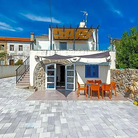 Comfortable Hotel Krk Town