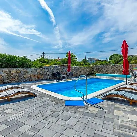 Comfortable Hotel Krk Town